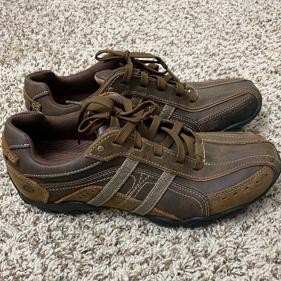 skechers memory foam mens brown